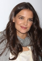 KATIE HOLMES