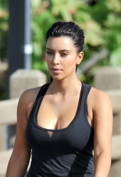 KIM KARDASHIAN