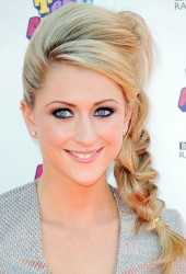 LAURA TROTT