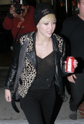 MILEY CYRUS