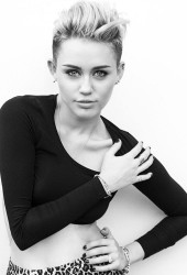 MILEY CYRUS