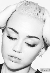 MILEY CYRUS