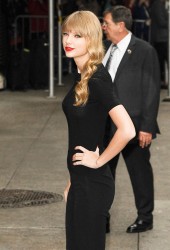 TAYLOR SWIFT