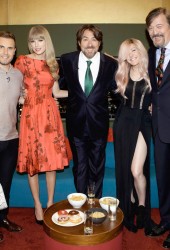 TAYLOR SWIFT