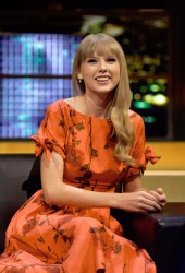 TAYLOR SWIFT
