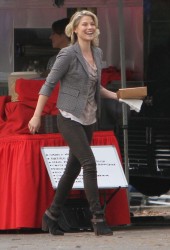 ALI LARTER
