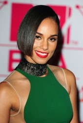 ALICIA KEYS