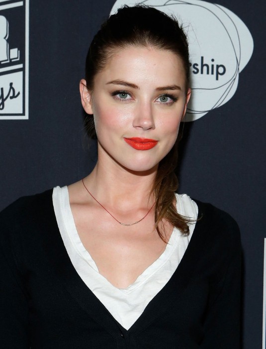 AMBER HEARD