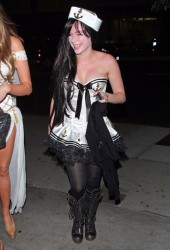 AVRIL LAVIGNE