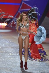 CANDICE SWANEPOEL