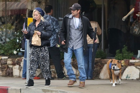 JENNIE GARTH and Luke Perry
