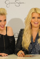 ASHLEE and JESSICA SIMPSON