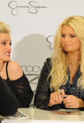 ASHLEE and JESSICA SIMPSON