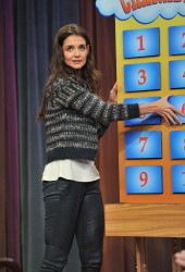 KATIE HOLMES