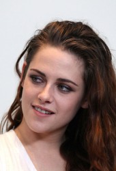 KRISTEN STEWART