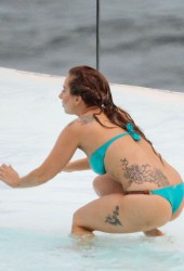 LADY GAGA