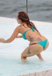 LADY GAGA