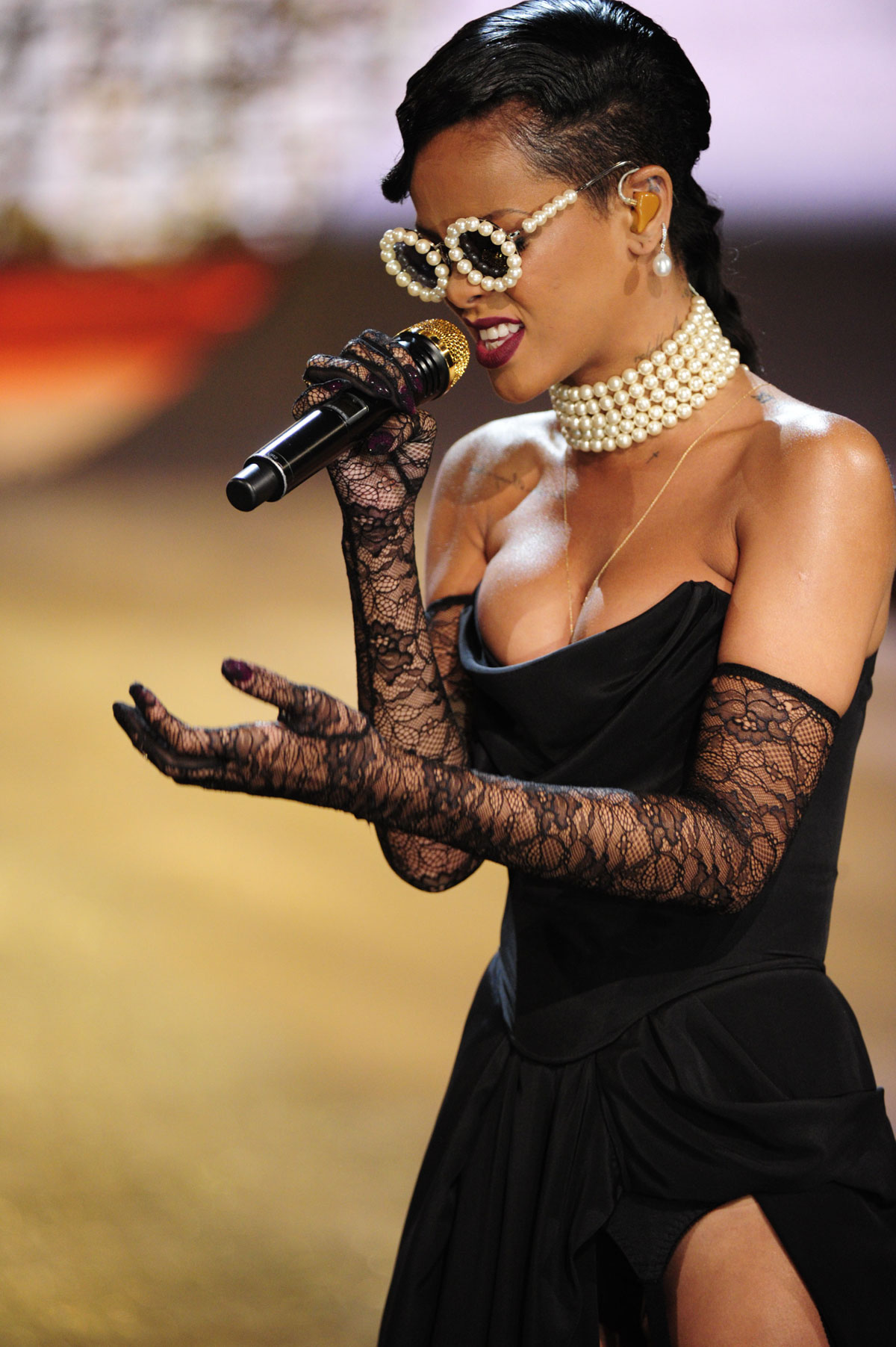  RIHANNA  at 2012 Victoria s Secret Fashion Show in New York 