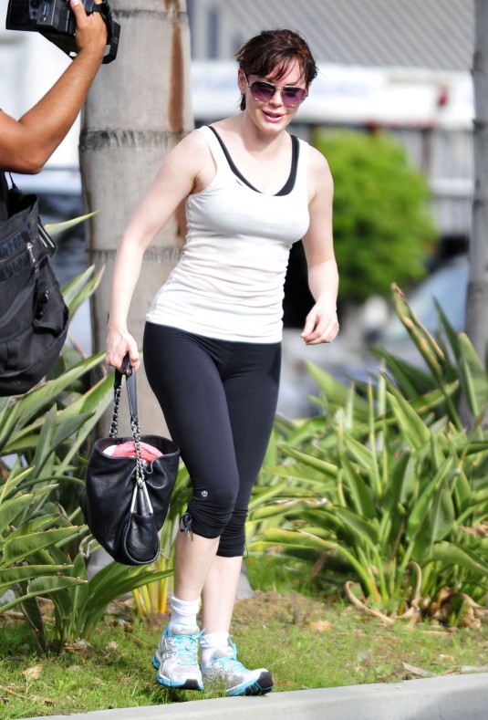 ROSE McGOWAN