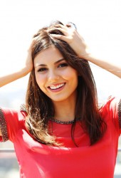 VICTORIA JUSTICE