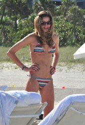 ANA BEATRIZ BARROS
