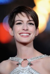 ANNE HATHAWAY