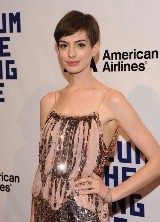 ANNE HATHAWAY at Museum of Moving Image Salutes Hugh Jackman