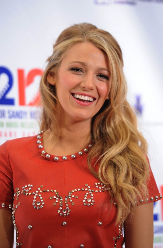 BLAKE LIVELY at 12-12-12 Hurricane Sandy Relief Concert