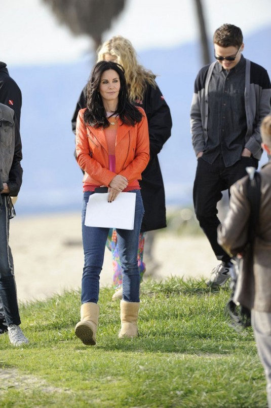 COURTNEY COX