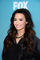 DEMI LOVATO