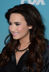 DEMI LOVATO