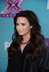 DEMI LOVATO