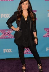 DEMI LOVATO