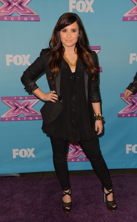 DEMI LOVATO