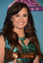 DEMI LOVATO