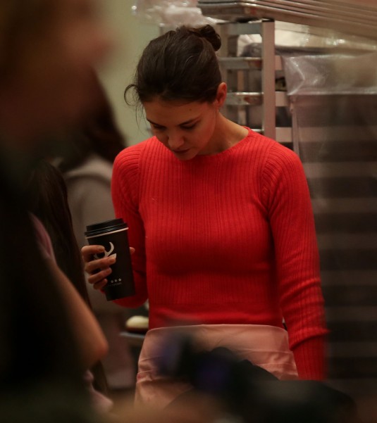 KATIE HOLMES