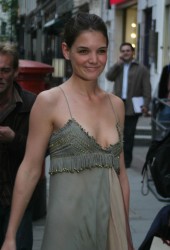 KATIE HOLMES