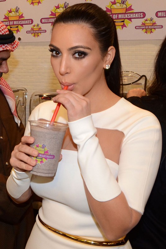 KIM KARDASHIAN