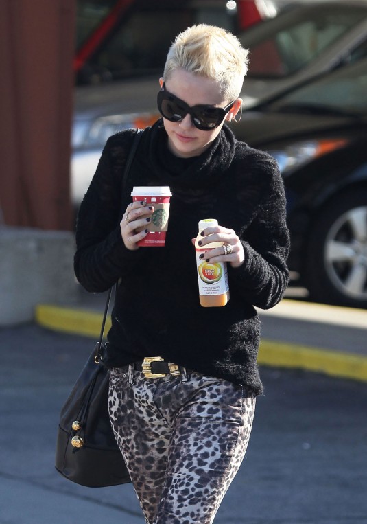 MILEY CYRUS