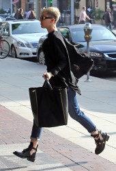 MILEY CYRUS