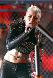 MILEY CYRUS