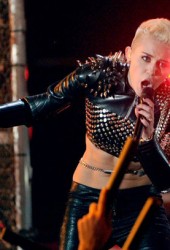 MILEY CYRUS