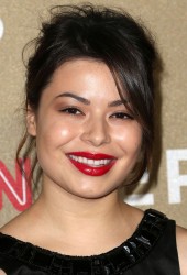 MIRANDA COSGROVE