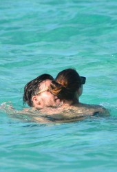 OLIVIA PALERMO and Johannes Huebl