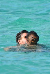 OLIVIA PALERMO and Johannes Huebl