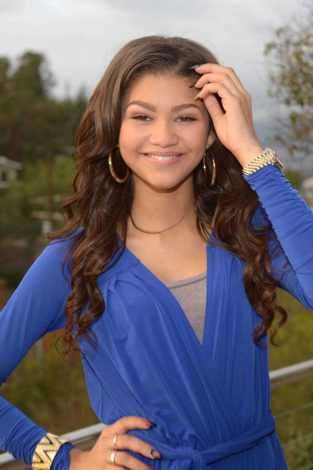ZENDAYA COLEMAN in a Blue Jumpsuit at Her House in Los Angeles - HawtCelebs