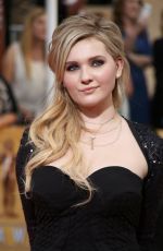 ABIGAIL BRESLIN at 2014 SAG Awards in Los Angeles