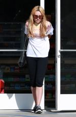 AMANDA BYNES Leaves Gas Station in Los Angeles