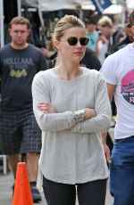 AMBER HEARD at Melrose Flea Market