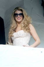 AMY WILLERTON Arrives at a Friend